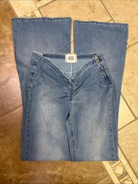 BDG Mid Wash Ruched Front Wide Leg Jeans